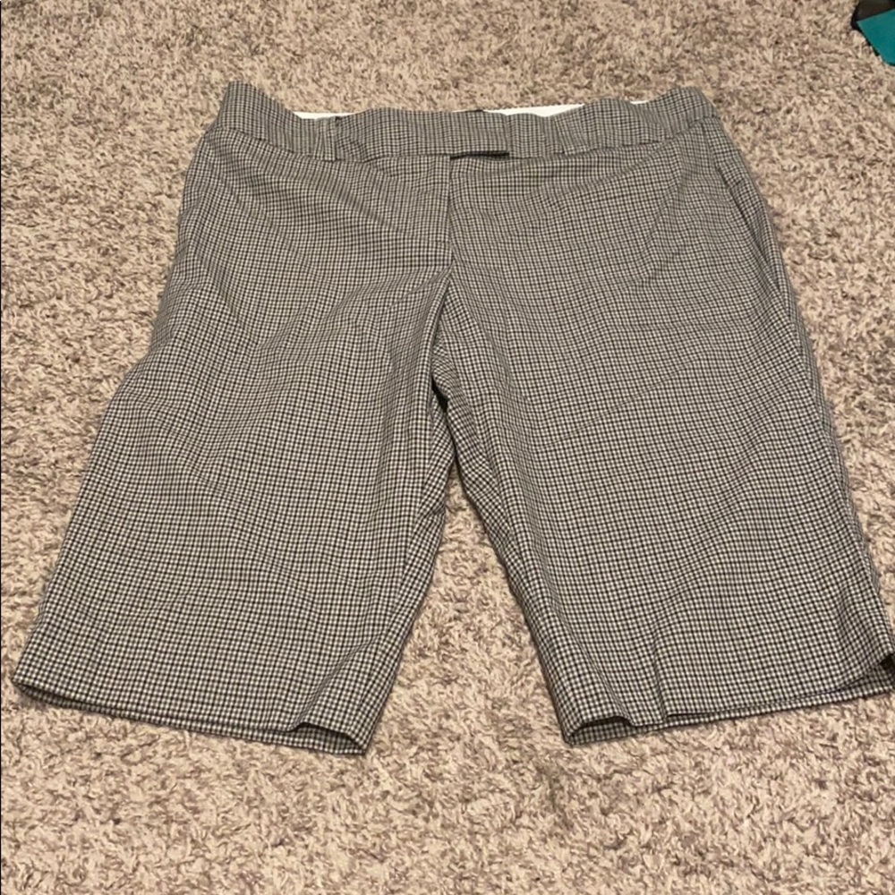 #332 The Limited. Cassidy Fit size 10